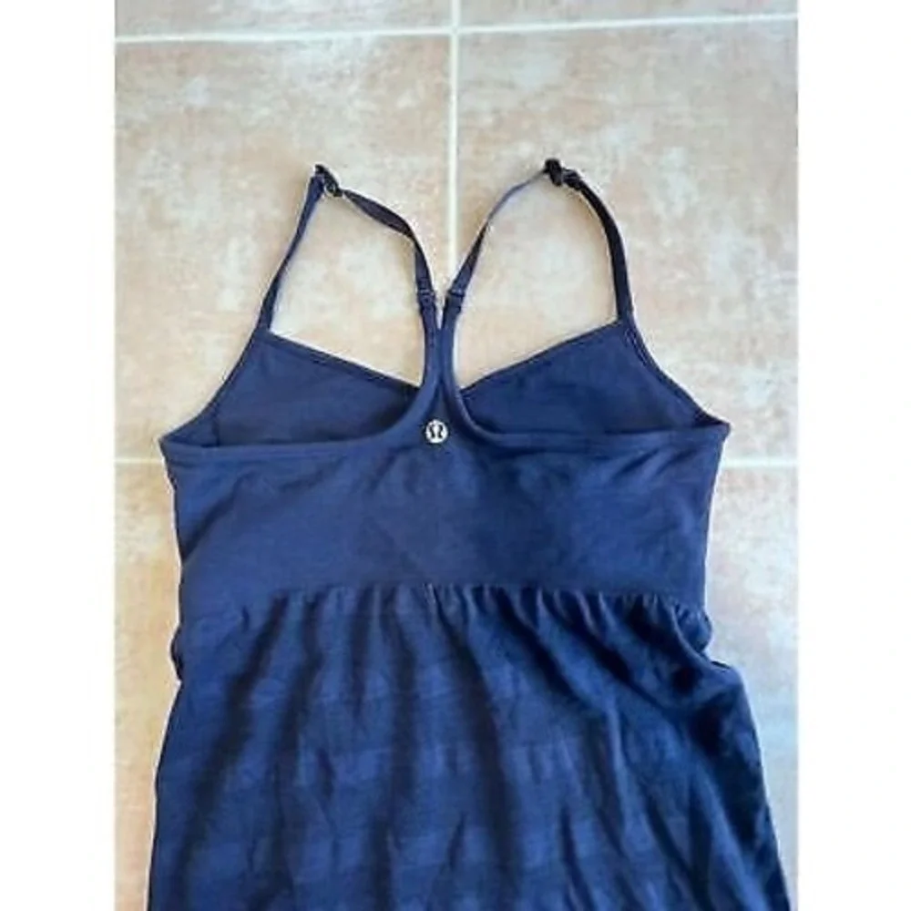 Lululemon athletica worn once  tank‎ top Blue Navy size 6-8 -Worn once